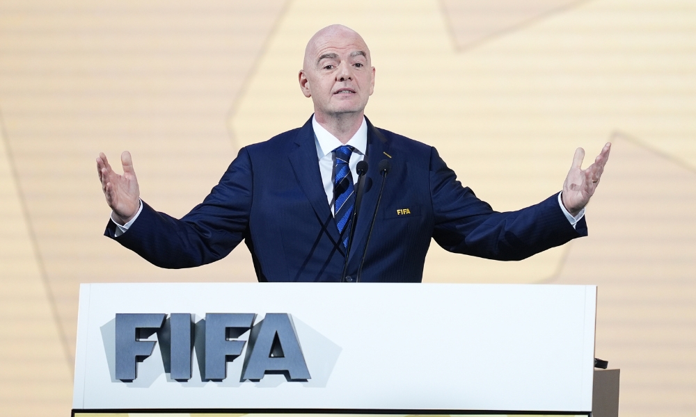 他虽已在许 他虽已在许